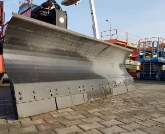 Pług śnieżny do ładowarki MANITOU