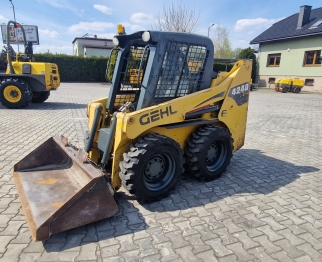 Miniładowarka GEHL 4240 E Rok 2012